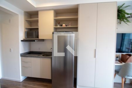 Cozinha de kitnet/studio para alugar com 1 quarto, 25m² em Santo Amaro, São Paulo