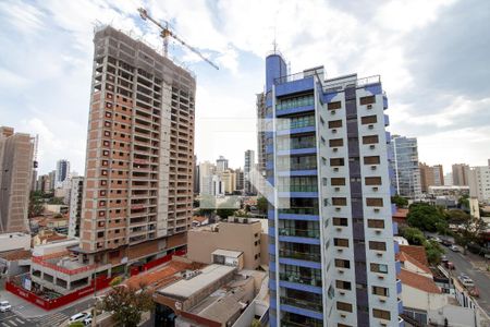 Vista de apartamento à venda com 3 quartos, 208m² em Cambuí, Campinas