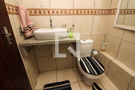 Casa à venda com 147m², 4 quartos e 4 vagas Casa à venda com 147m², 4 quartos e 4 vagasBanheiro 1