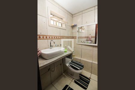 Casa à venda com 147m², 4 quartos e 4 vagas Casa à venda com 147m², 4 quartos e 4 vagasBanheiro 1