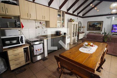 Casa à venda com 147m², 4 quartos e 4 vagas Casa à venda com 147m², 4 quartos e 4 vagasCozinha 2