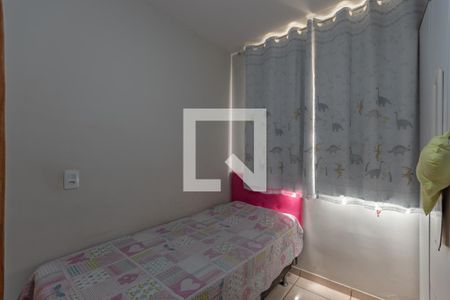 Quarto 2 de apartamento à venda com 2 quartos, 45m² em Piratininga, Belo Horizonte