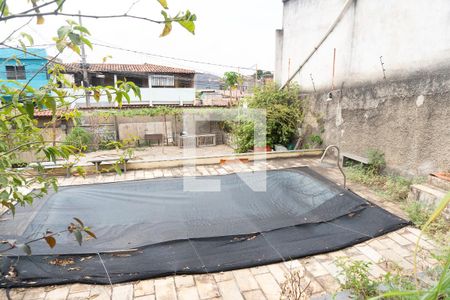 Piscina de casa à venda com 3 quartos, 214m² em Definir Em Campo, Contagem