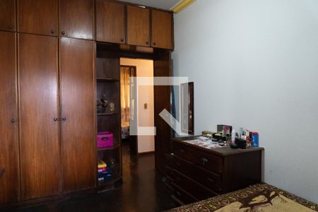 QUARTO 1 de casa à venda com 3 quartos, 214m² em Definir Em Campo, Contagem