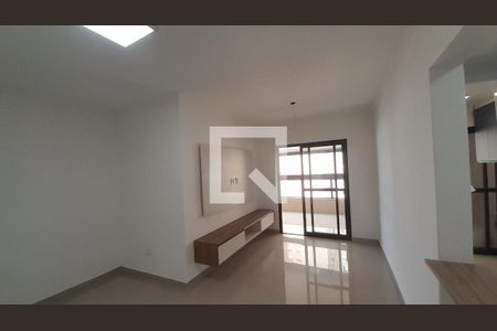 Sala de apartamento para alugar com 2 quartos, 79m² em Mirim, Praia Grande