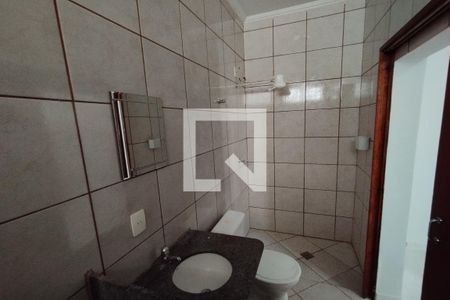 Banheiro Social de kitnet/studio para alugar com 1 quarto, 29m² em Recanto Cruzeiro do Sul, Ribeirão Preto