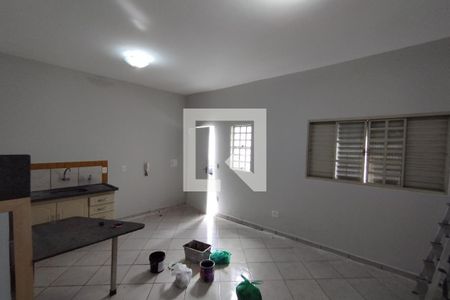 Dormitório - Cozinha de kitnet/studio para alugar com 1 quarto, 29m² em Recanto Cruzeiro do Sul, Ribeirão Preto