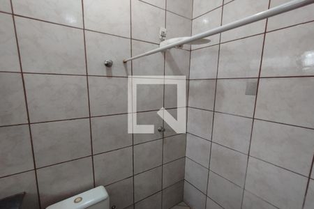 Banheiro Social de kitnet/studio para alugar com 1 quarto, 29m² em Recanto Cruzeiro do Sul, Ribeirão Preto