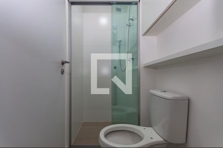 Banheiro de kitnet/studio à venda com 1 quarto, 21m² em Perdizes, São Paulo