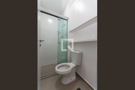 Banheiro de kitnet/studio à venda com 1 quarto, 21m² em Perdizes, São Paulo