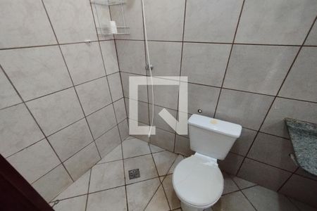 Banheiro de kitnet/studio para alugar com 1 quarto, 28m² em Recanto Cruzeiro do Sul, Ribeirão Preto