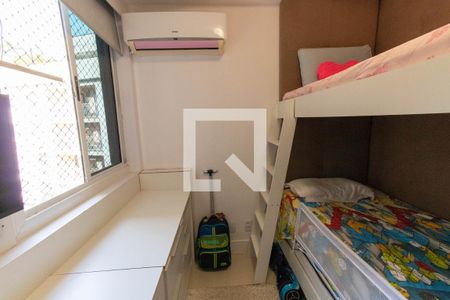 Quarto de apartamento à venda com 2 quartos, 72m² em Maceió, Niterói