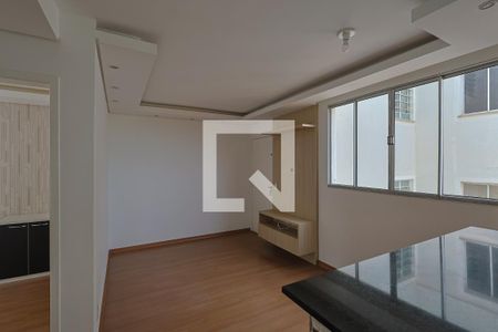 Sala de apartamento para alugar com 2 quartos, 45m² em Cabral, Contagem