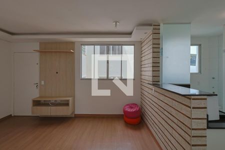 Sala de apartamento para alugar com 2 quartos, 45m² em Cabral, Contagem