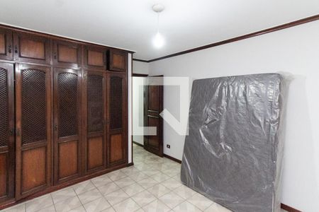 Quarto 1 de casa para alugar com 2 quartos, 125m² em Parque Novo Mundo, São Paulo