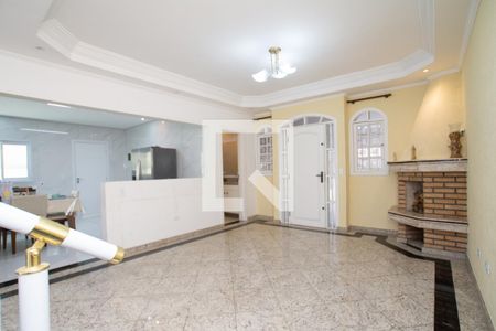 Sala de casa à venda com 4 quartos, 328m² em Parque Renato Maia, Guarulhos