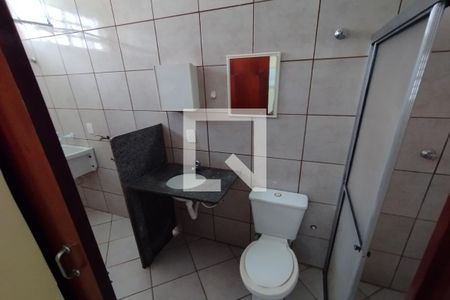 Banheiro Social de kitnet/studio para alugar com 1 quarto, 29m² em Recanto Cruzeiro do Sul, Ribeirão Preto