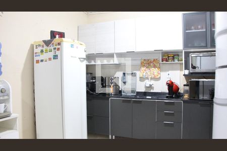 Cozinha de casa à venda com 2 quartos, 300m² em Santa Rosa de Lima, Porto Alegre