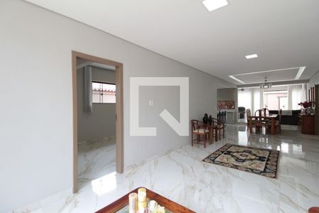 Sala de Estar de casa à venda com 4 quartos, 212m² em São Luiz, Belo Horizonte