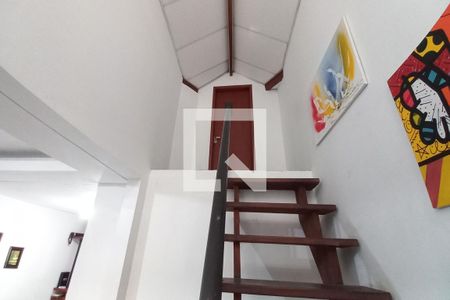 Escada de casa à venda com 3 quartos, 130m² em Parque Residencial Vila União, Campinas