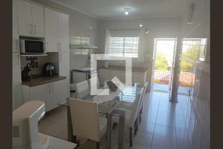 Foto 05 de casa à venda com 3 quartos, 224m² em Vila Granada, São Paulo