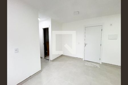 Sala de apartamento para alugar com 2 quartos, 35m² em Usina Piratininga, São Paulo