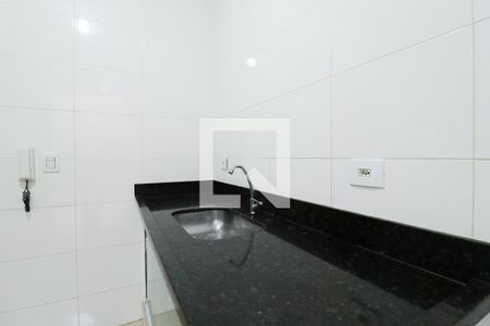 Sala/Cozinha de apartamento para alugar com 2 quartos, 40m² em Vila Prado, São Paulo