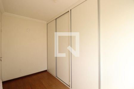 Quarto de apartamento à venda com 3 quartos, 75m² em Sagrada Família , Belo Horizonte