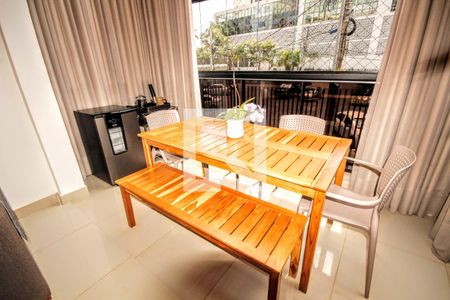 varanda de apartamento à venda com 3 quartos, 122m² em Vila da Serra, Nova Lima