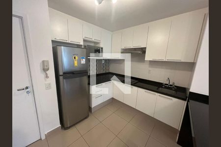 Foto 02 de apartamento à venda com 2 quartos, 63m² em Água Branca, São Paulo