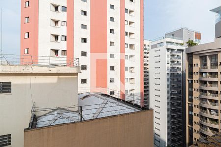 Vista da Sala de apartamento para alugar com 2 quartos, 48m² em Bela Vista, São Paulo