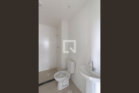 Banheiro de apartamento para alugar com 2 quartos, 35m² em Guaianazes, São Paulo