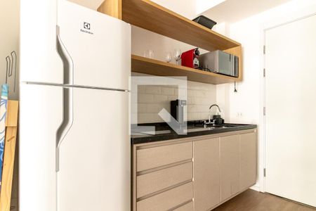 Cozinha de apartamento para alugar com 1 quarto, 24m² em Moema, São Paulo