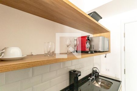 Cozinha de apartamento para alugar com 1 quarto, 24m² em Moema, São Paulo