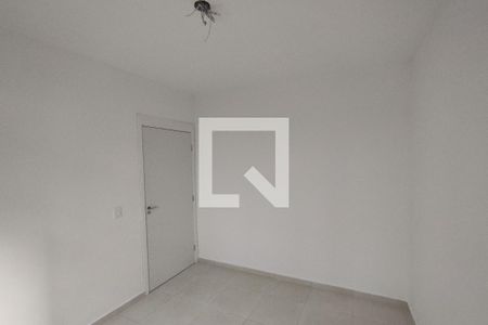 Dormitório 01 de apartamento para alugar com 2 quartos, 45m² em Jardim Emília, Ribeirão Preto