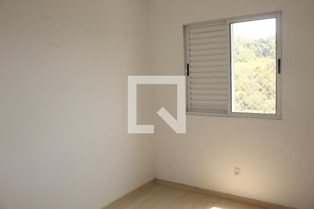 Quarto 2 de apartamento para alugar com 2 quartos, 50m² em Jardim Central, Cotia