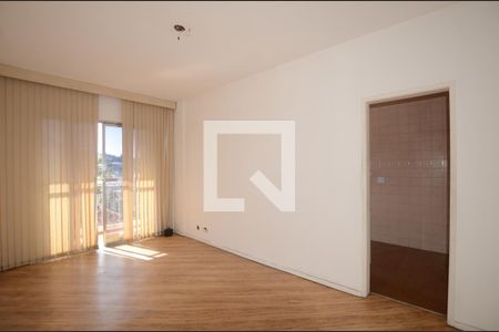 Sala de apartamento para alugar com 2 quartos, 70m² em Praça Seca, Rio de Janeiro