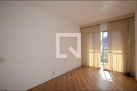 Sala de apartamento para alugar com 2 quartos, 70m² em Praça Seca, Rio de Janeiro