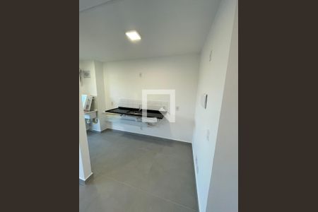 Cozinha de apartamento para alugar com 2 quartos, 56m² em Jardim Rebelato, Cotia