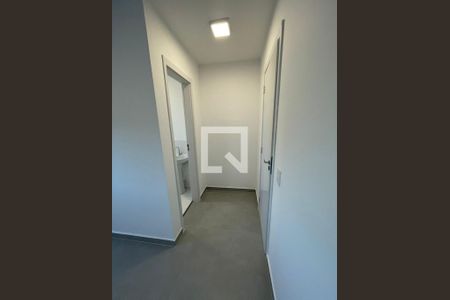 Banheiro de apartamento para alugar com 2 quartos, 56m² em Jardim Rebelato, Cotia