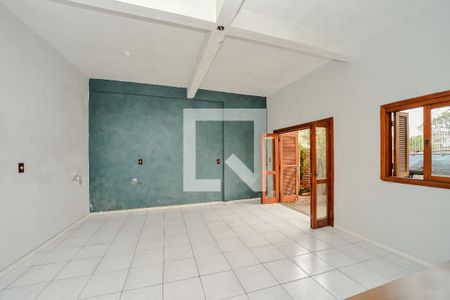 Sala de casa à venda com 4 quartos, 300m² em Santa Maria Goretti, Porto Alegre