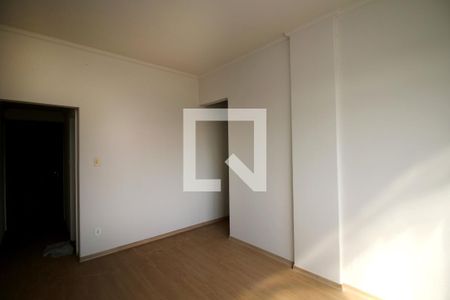 Sala de apartamento para alugar com 3 quartos, 70m² em Penha Circular, Rio de Janeiro