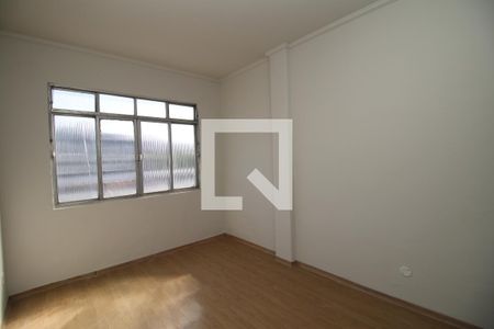 Sala de apartamento para alugar com 3 quartos, 70m² em Penha Circular, Rio de Janeiro