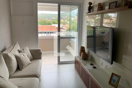 Apartamento à venda com 2 quartos, 57m² em Pendotiba, Niterói