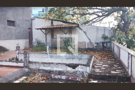 Casa à venda com 3 quartos, 130m² em Piratininga, Niterói