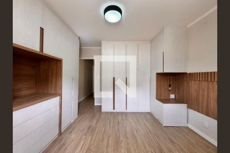 Quarto 1 de casa à venda com 2 quartos, 149m² em Vila Linda, Santo André