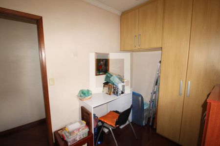 Quarto 2 de casa para alugar com 3 quartos, 160m² em Parque São Domingos, São Paulo