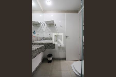 Banheiro de kitnet/studio à venda com 1 quarto, 25m² em Bandeirantes (pampulha), Belo Horizonte