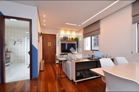 Sala 2 ambientes de apartamento à venda com 3 quartos, 95m² em Sagrada Família, Belo Horizonte