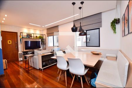 Sala 2 ambientes de apartamento à venda com 3 quartos, 95m² em Sagrada Família, Belo Horizonte